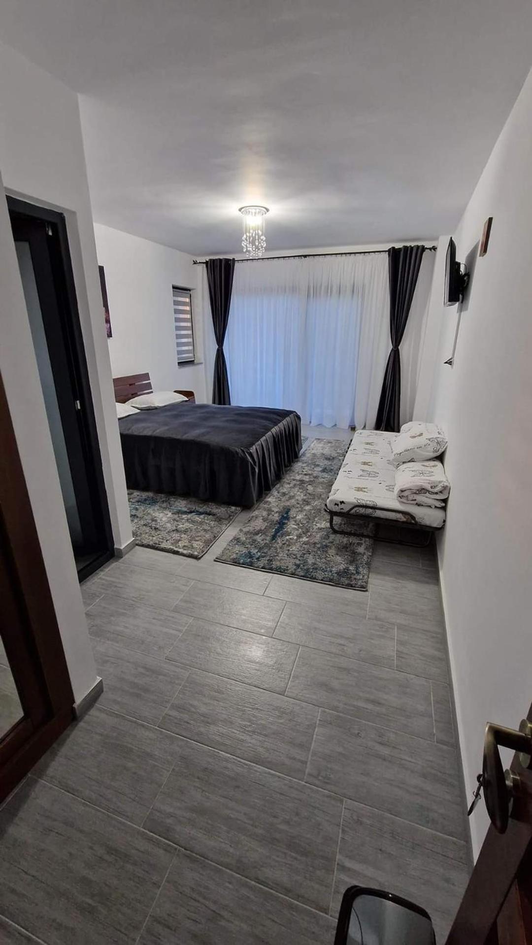Casa De Vacanta Larisa Novaci-Straini Room photo